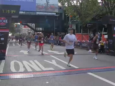 Bronx 10 Mile draws about 13,000 runners to the Grand Concourse