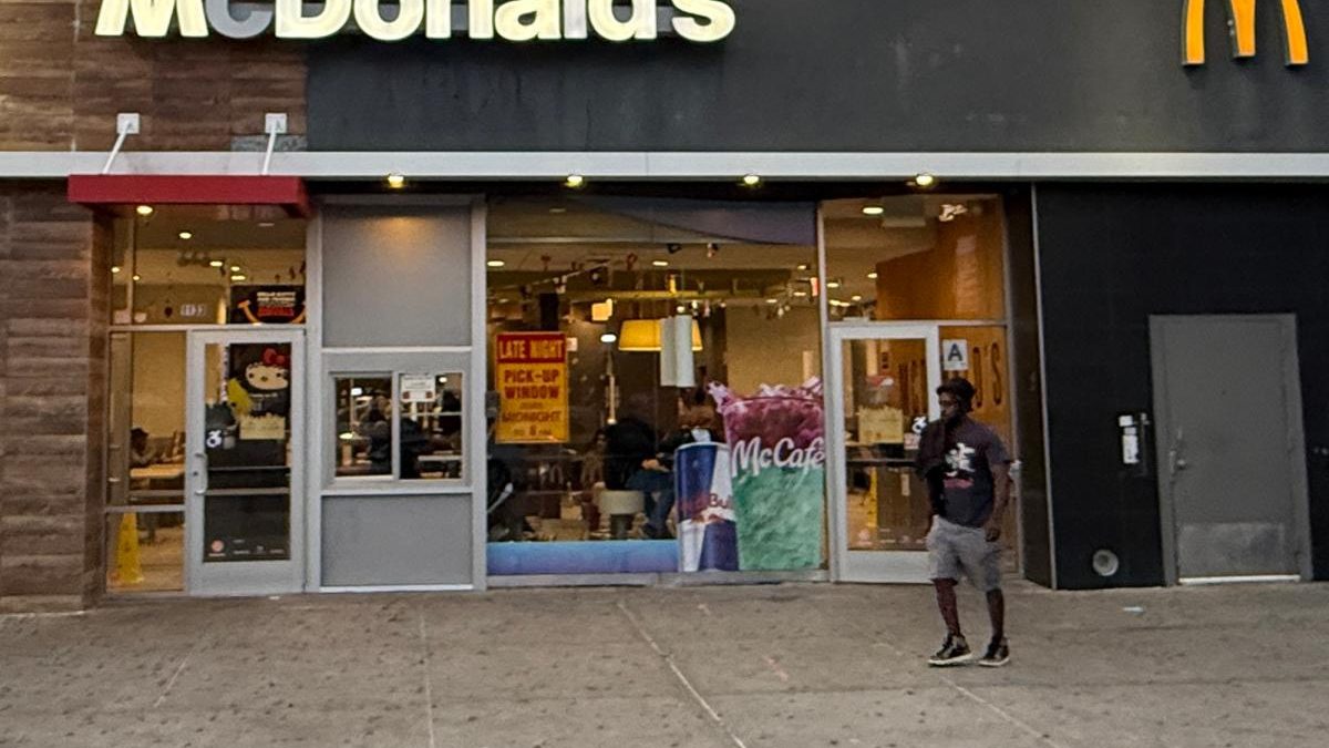 Woman charged with trying to take a 4-year-old outside a Crown Heights McDonald’s