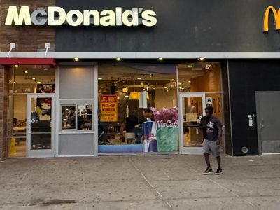 Woman charged with trying to take a 4-year-old outside a Crown Heights McDonald’s