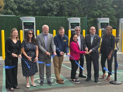 Queens drivers get 10 fast EV chargers in Forest Park: hours, rates, time limit