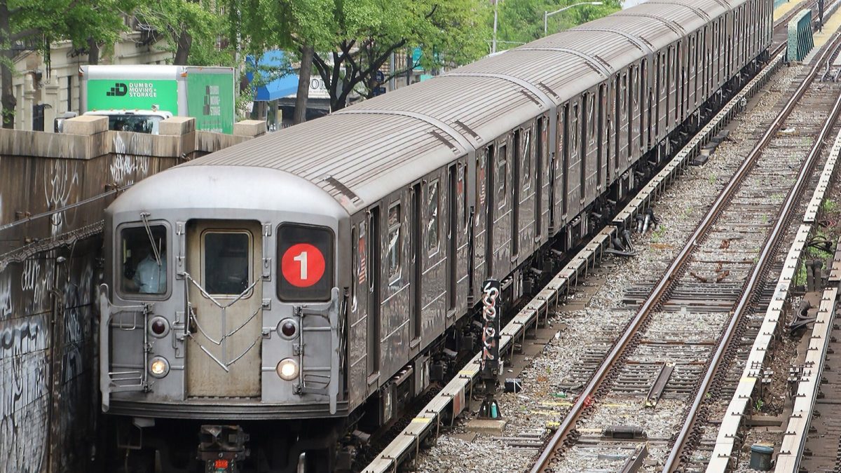How to check NYC subway delays today, line by line