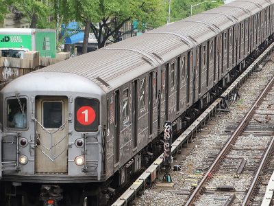How to check NYC subway delays today, line by line