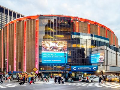 Knicks banner night at MSG averages $2,560 a ticket, with cheaper games later that week