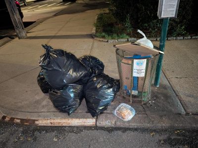 Staten Island woman collects $4,000 for reporting illegal dumping to DSNY