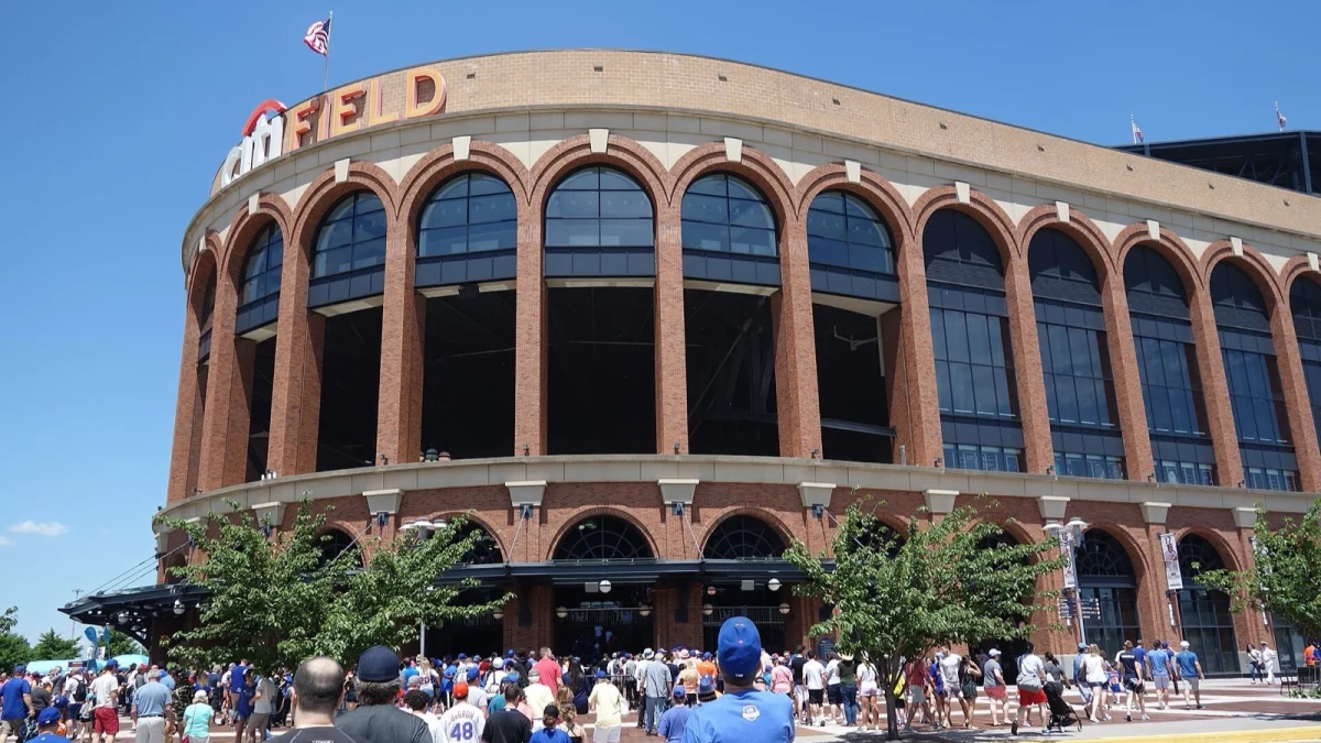Citi Field: how to get there by subway and ferry, parking, bag policy and entry