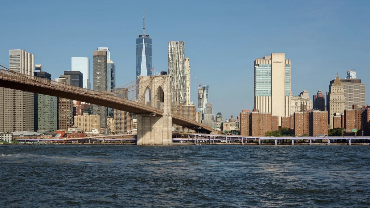 Legionella in cooling towers: NYC bill would make owners report far sooner