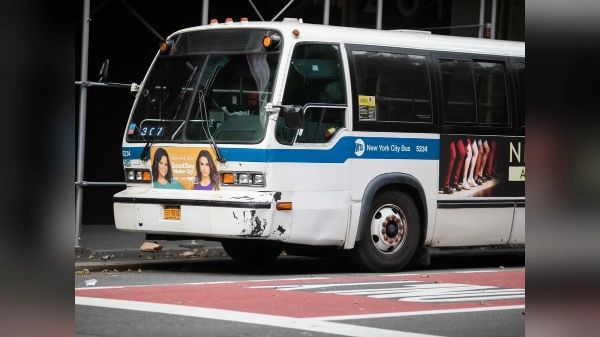 B1, B6 and Q65 buses get cameras that can fine drivers up to $250