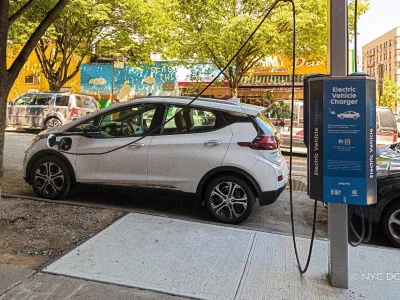 NYC plans 600 curbside EV chargers, with eight neighborhoods first in line