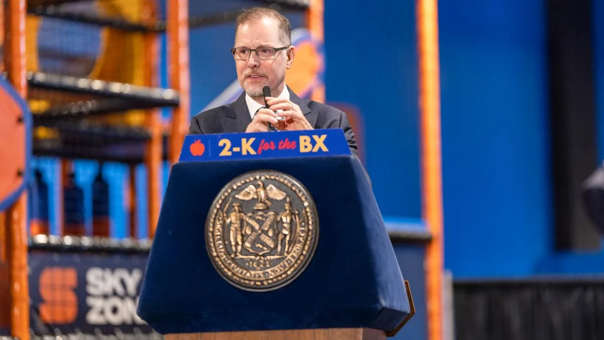 NYC private employers cut more than 30,000 jobs in two months, comptroller says