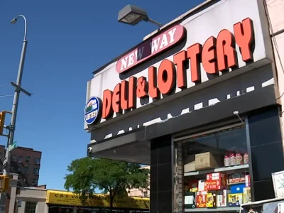 Bodega and supermarket owners rally to sell wine and liquor in New York