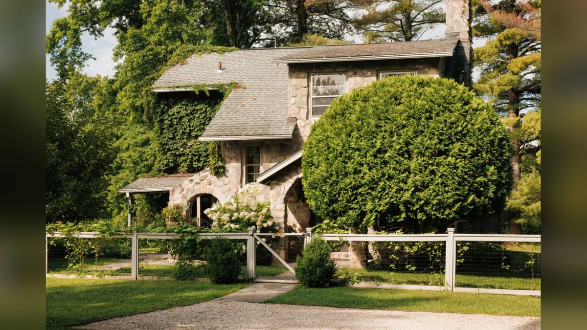 Painter Paul Arndt’s 1920s stone house and studio in Woodstock asks $3.95 million